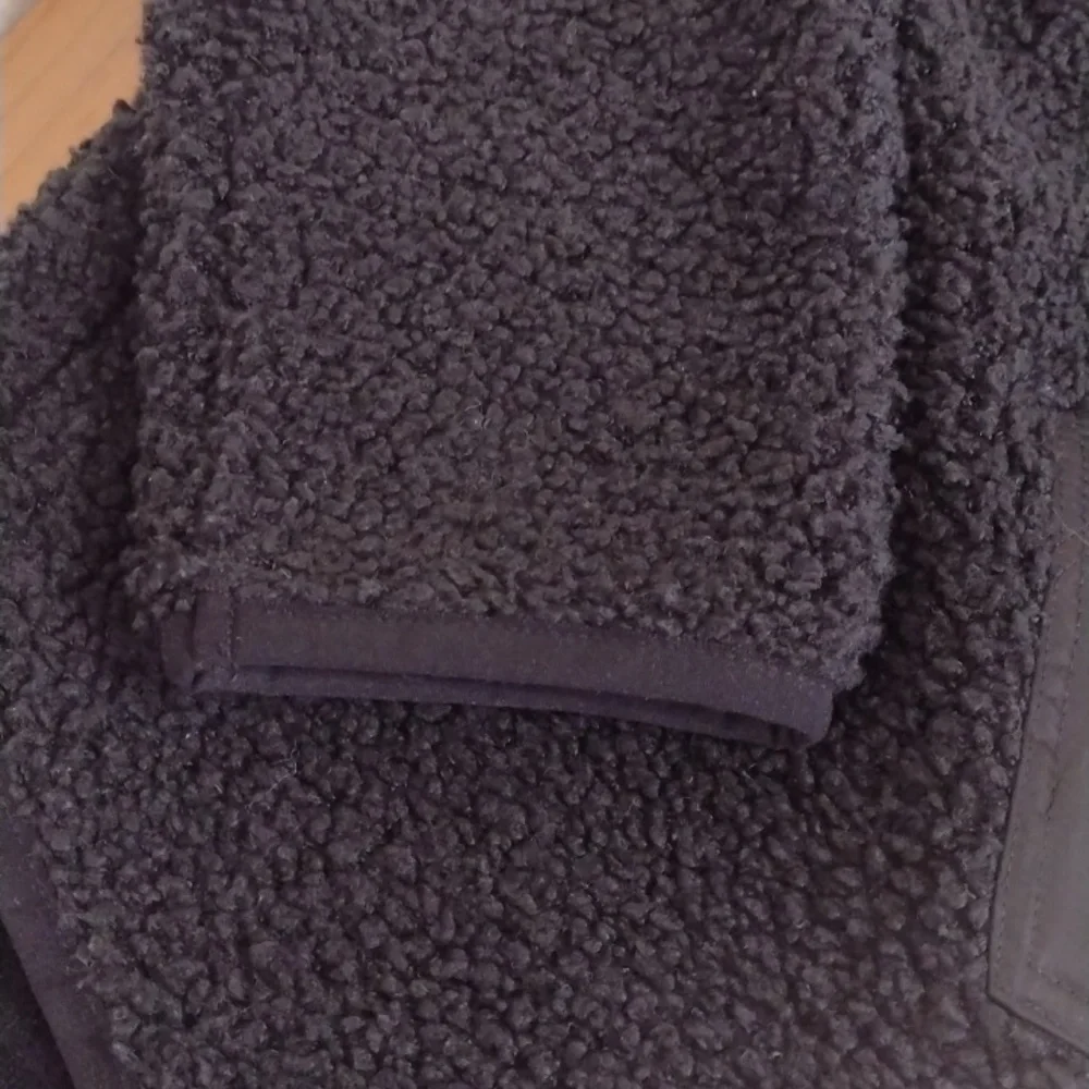 Tuckernuck Sport Black Fleece Cady Quarter Zip Pullover Size M/L SOLD - Picture 8 of 16